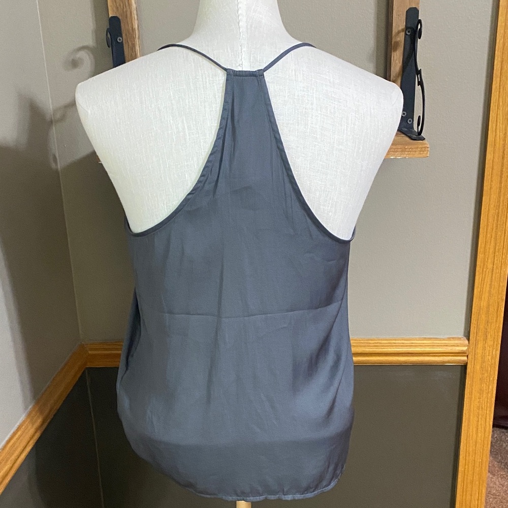 Banana Republic gray silky v neck spaghetti strap tank top size XS - Picture 2 of 7